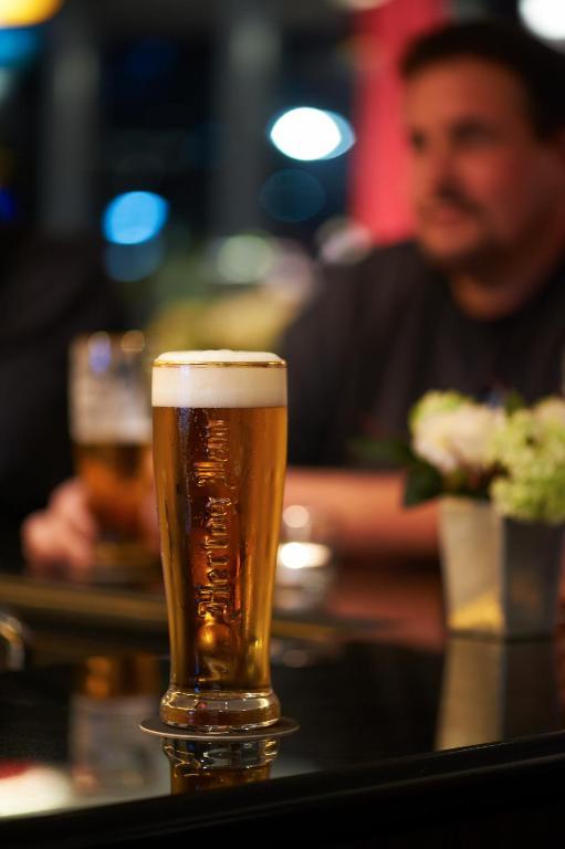 布森希尔弗瑟姆堡垒酒店 外观 照片